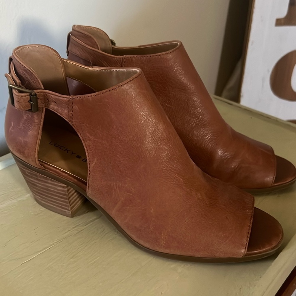 Lucky Brand Brown Peep-Toe Sandals